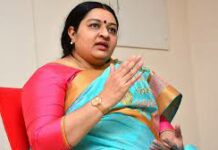 டி.டி.வி. தினகரனை அரசியலை விட்டு விலக சொல்லுங்கள்… – மீண்டும் பரபரப்பு ஆடியோவை வெளியிட்ட தீபா…