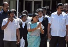 அமைச்சர் கீதா ஜீவனுக்கு கருப்பு கொடி – பாஜகவினர் கைது